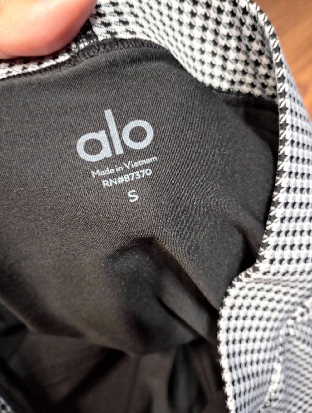 Alo Yoga Houndstooth Tennis Skirt Skort - Picture 5 of 9